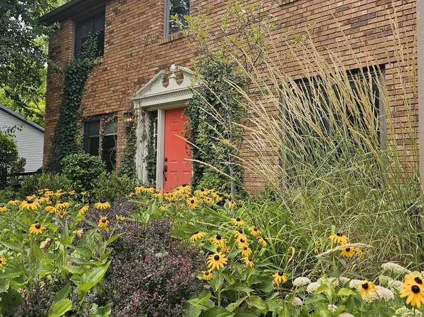 4804 Aboite Lake Dr, Fort Wayne, IN 46804