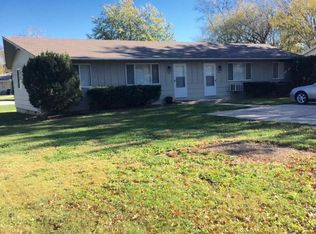 3 NE Eastridge Ct APT B, Lees Summit, MO 64063