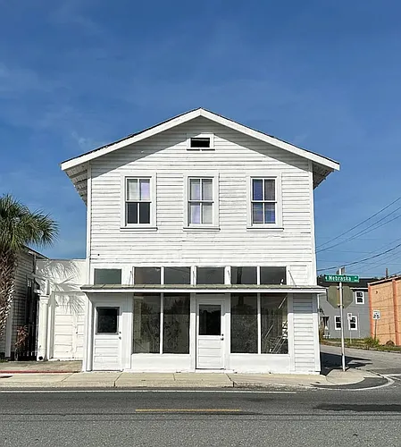 1810 N Nebraska Ave #2 Photo 1