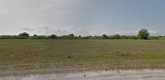 2nd image of 3808 NW 41st Ln