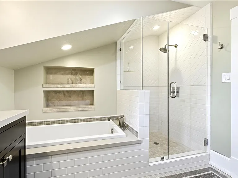 1418 E Federal Way — Photo 28