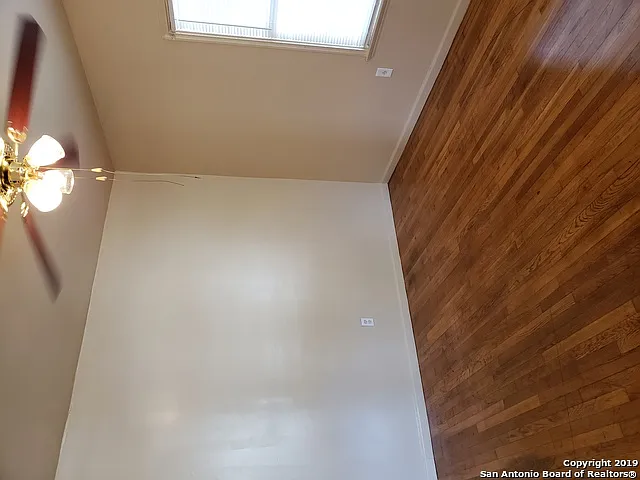 405 N Park Blvd — Photo 3