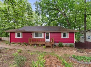 8904 Nelson Rd, Soddy Daisy, TN 37379