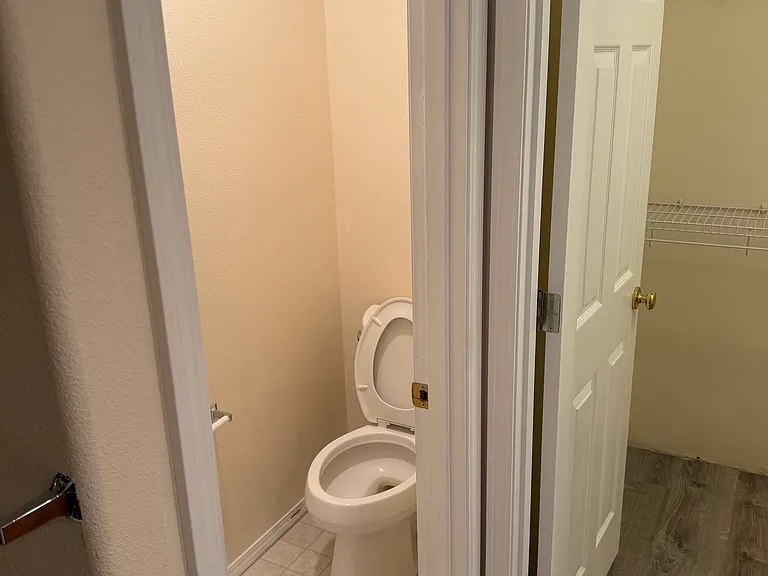 17315 SE 23rd Way — Photo 7