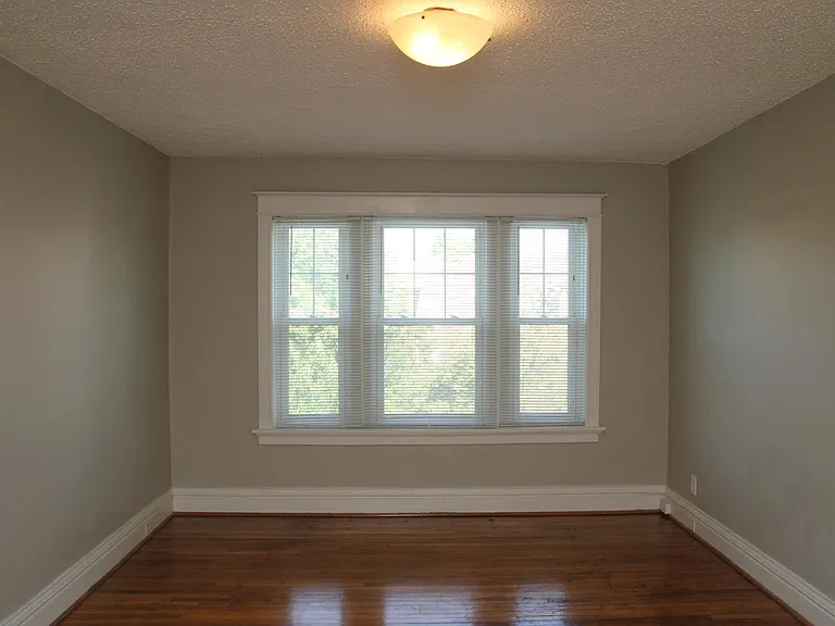 739 Leland Ave #1 — Photo 14