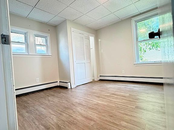 4th image of 61 Cohasset St #1