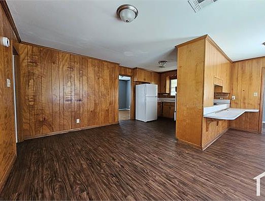 4th image of 1876 Gatewood Dr