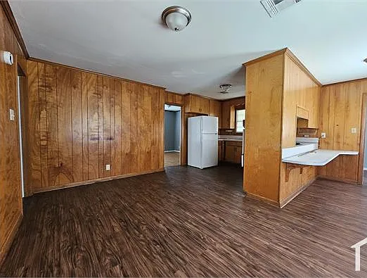 1876 Gatewood Dr — Photo 4