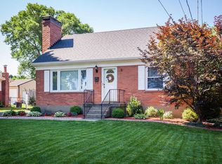 1004 Sarah Dr, Louisville, KY 40219