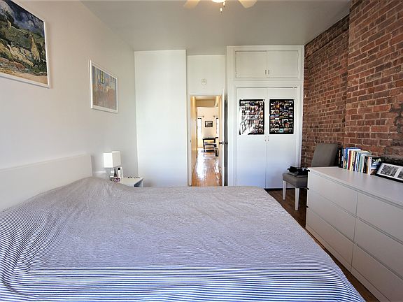 5th image of 417 W 48th St APT 5W
