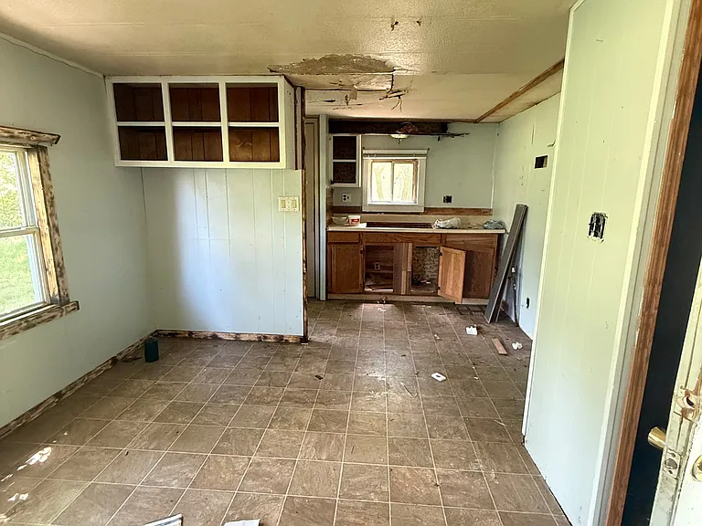 1404 N Rumbaugh Ln #6 — Photo 10