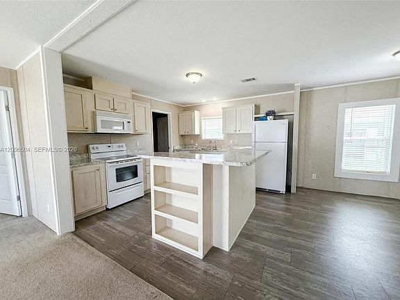 5th image of 28501 SW 152nd Ave