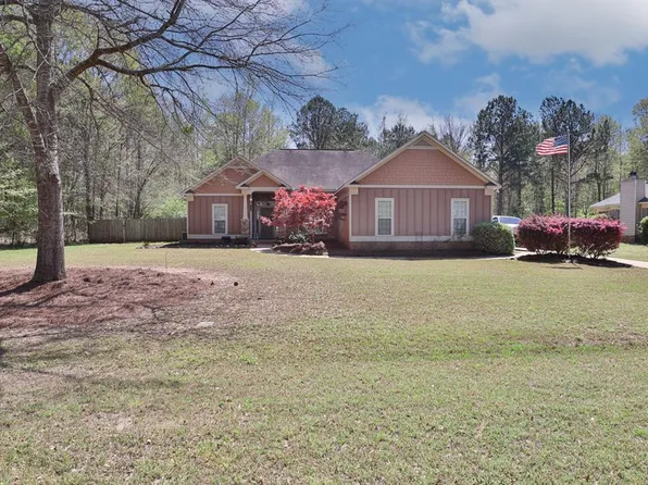 300 Bob White Dr, Midland, GA 31820