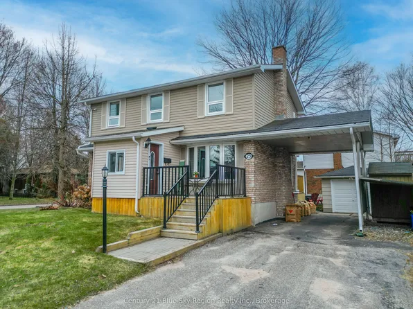 25 Rowe Ave, North Bay, ON P1A 1W8