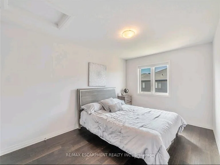 79 Greenwich Ave — Photo 15