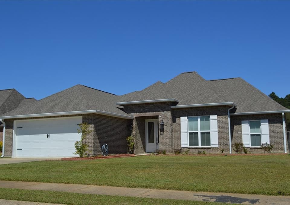 1st image of 116 Iberia Ln