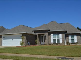 116 Iberia Ln, Pineville, LA 71360