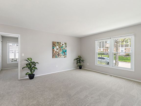 3rd image of 1030 Newport Hbr