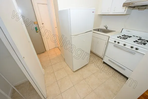 Rented by Nolita Group | media 7