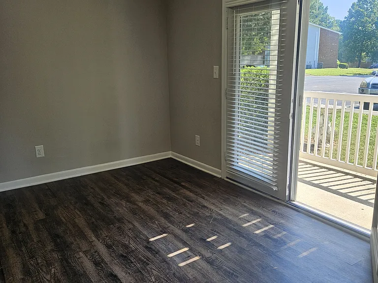 Merriwood Apartments — Photo 15