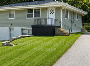 3607 Ernst St, Omaha, NE 68112