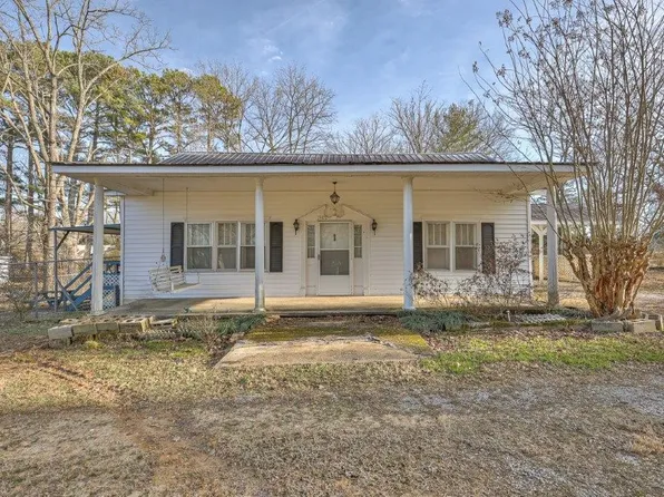 1902 E Lincoln St, Tullahoma, TN 37388