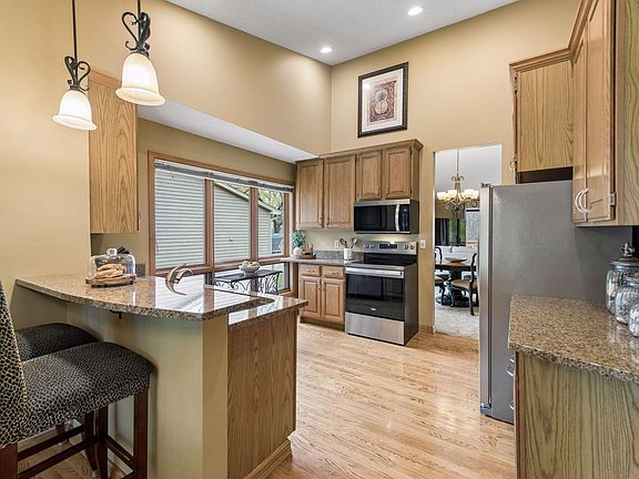 4th image of 6843 Stonewood Ct