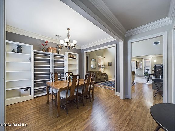 4th image of 204 Harbor Bend Blvd