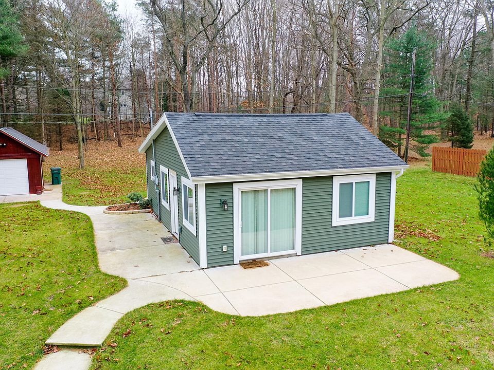 1st image of 9140 Lakeshore Dr