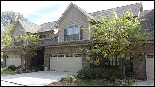 1st image of 310 Confederate Dr