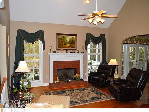 2nd image of 4905 Crape Myrtle Dr