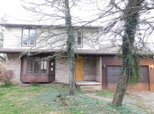 7136 Derby Rd, Derby, NY 14047