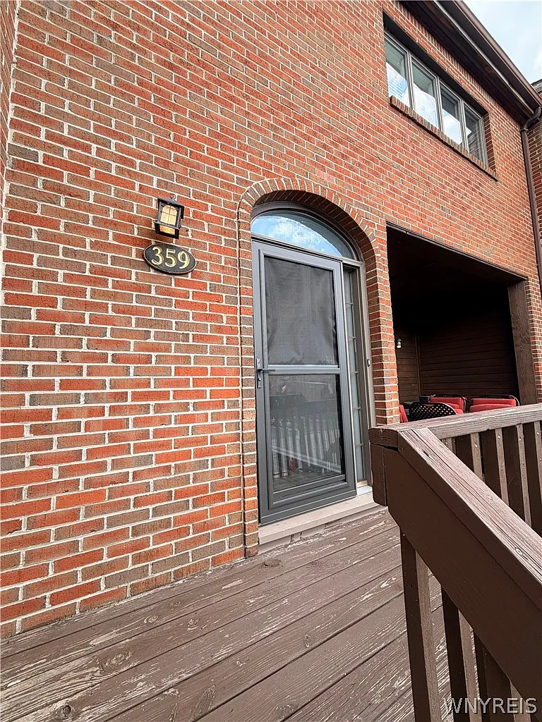 2 bed, 2.5 bath, 1632 sqft, $3,500 — Photo 4