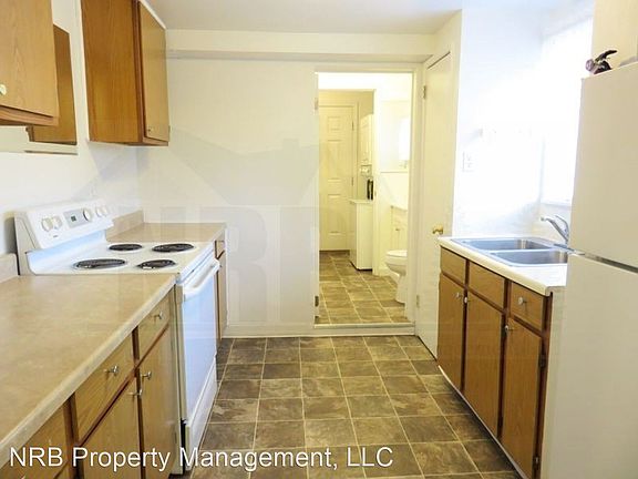 2nd image of 14718 Portland Ave SW #C
