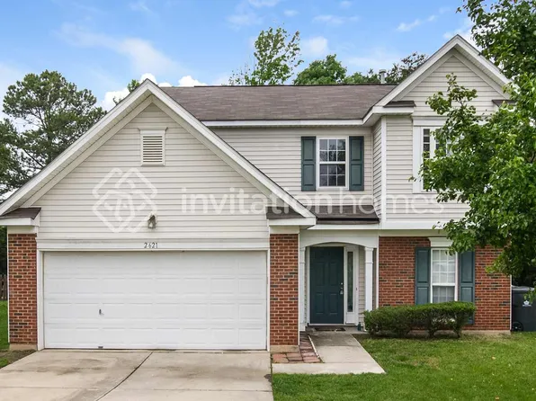2621 Forest Grove Ct, Charlotte, NC 28269