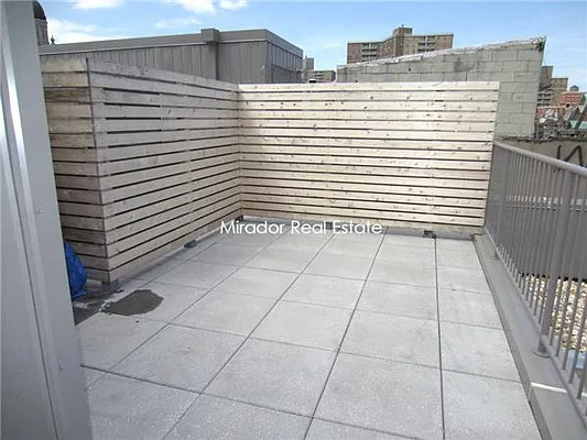 Rented by Mirador Real Estate | media 34