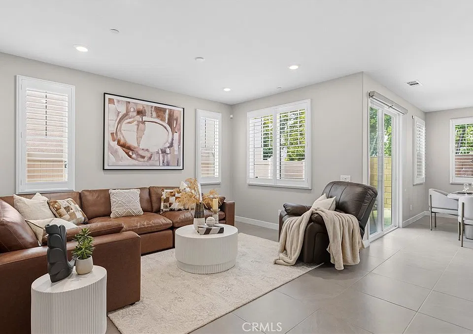 41 Savannah Ct