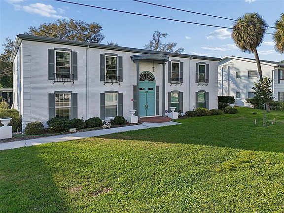 3rd image of 1338 SNELL ISLE BOULEVARD NE #2