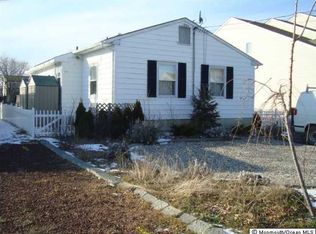 130 Royal Dr, Brick, NJ 08723