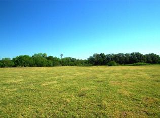 1516 North St, Beeville, TX 78102