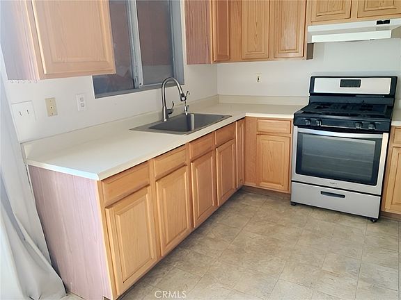 5th image of 6900 Glenn St