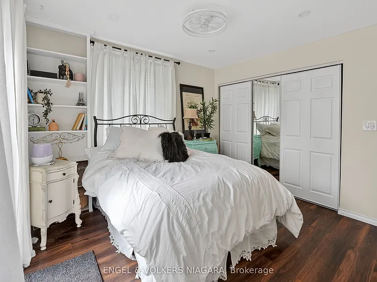 71 Rose Glen Rd S — Photo 11
