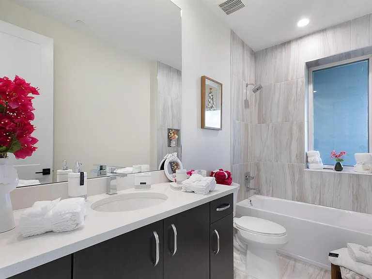 9124 Coral Isles Cir — Photo 58