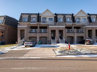 162 Davenfield Cir, Brampton, ON L6P 4M1