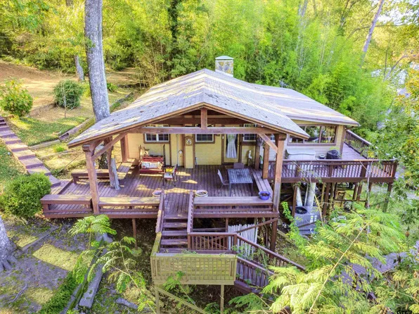 14525 Lake Rd W, Tyler, TX 75709