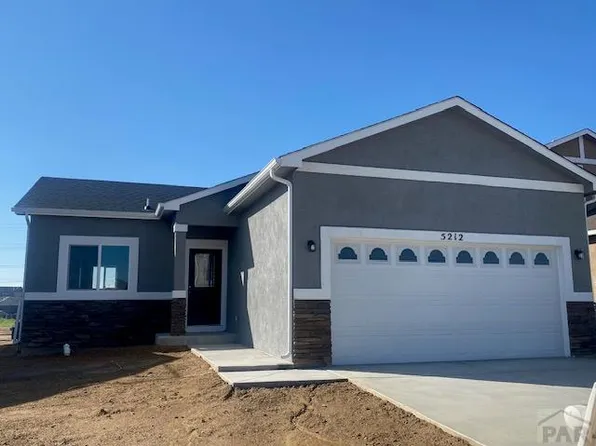 5212 Crested Hl, Pueblo, CO 81008