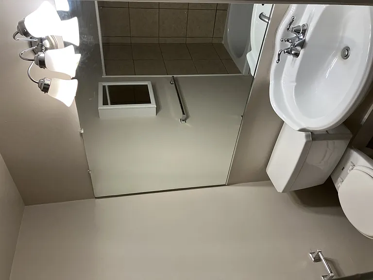 Emerald Village Apartments — Photo 36