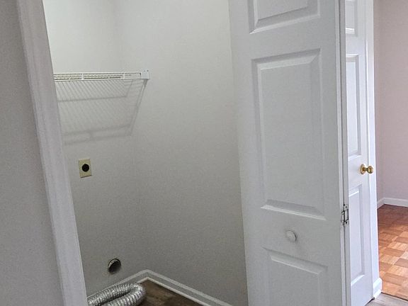 5th image of 7908 Eldin Way