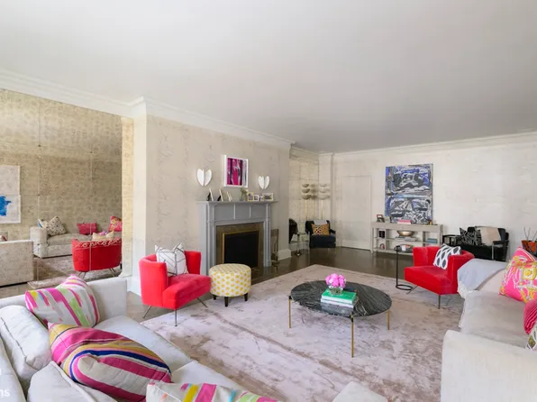 1220 Park Avenue 9A image 2 of 14