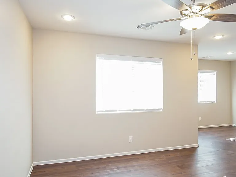 9213 Millikan Ave — Photo 2